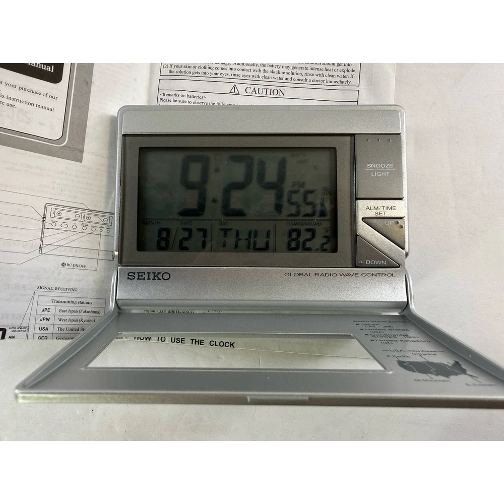 VTG Seiko Digital Travel Alarm Clock Model QHL004S With Snooze & Light Silver